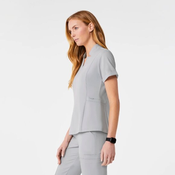 NWT FIGS INALA SLIM SCRUB TOP--SILVER ARROWS GREY--SIZE MEDIUM--IN PACKAGING - Picture 4 of 9